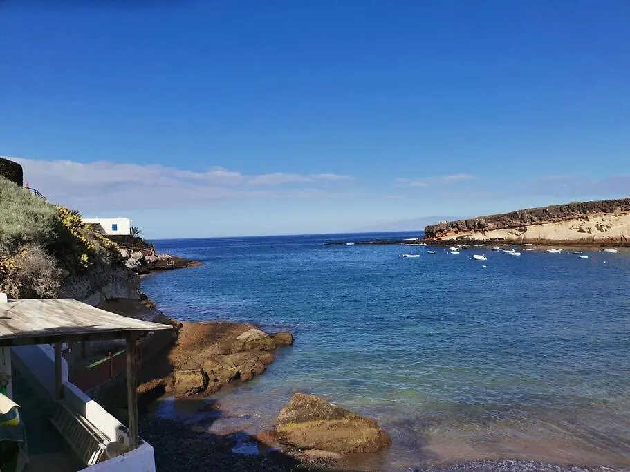 אדחה Fantastic Apartment On The Beach 0*,